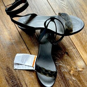 Crocs Women's Isabella Block Heel Wedge sandals size 8